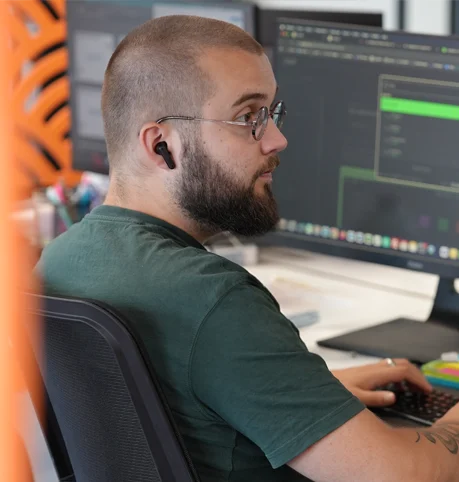 Romain Cochin developpeur web de Azelty agence de communication en agence web a vannes rennes lorient bretagne Romain Cochin developpeur web de Azelty agence de communication en agence web a vannes rennes lorient bretagne