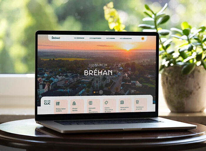 Brehan_agence web azelty vannes creation site internet mairie et collectivite_ordi