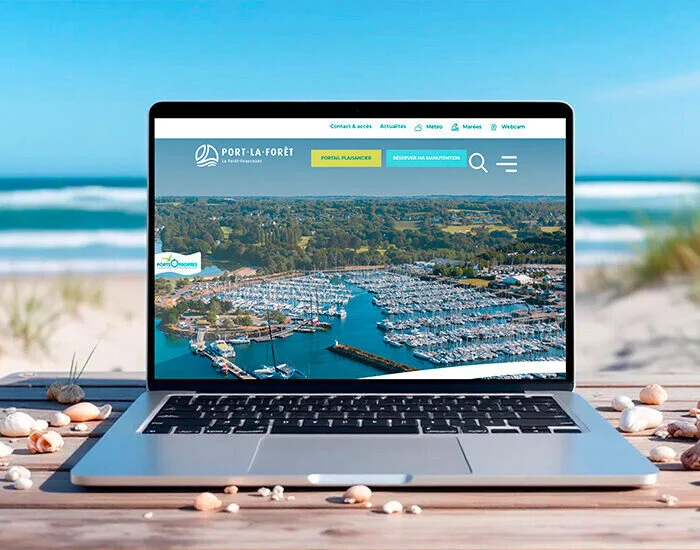 Port la foret_agence web azelty vannes creation site internet mairie et collectivite_Ordi 2