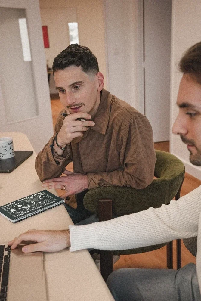 Pourquoi mettre en place une strategie SEO agence referencement vannes azelty