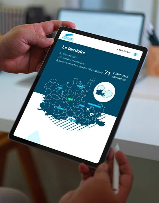 SMKU_agence creation site internet vannes Azelty creation site internet mairie et collectivite_Ipad